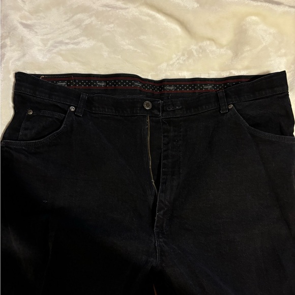 Wrangler Men's Black Jeans - Picture 2 of 5